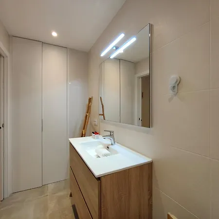 Luxury 2br And 2wr Apartment